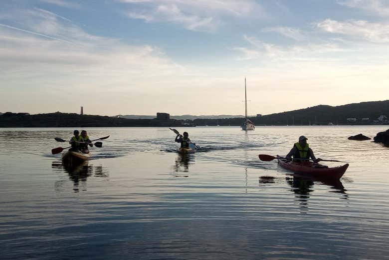 Tour en kayak al atardecer
