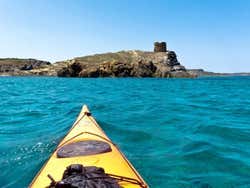 Recorriendo Menorca en kayak